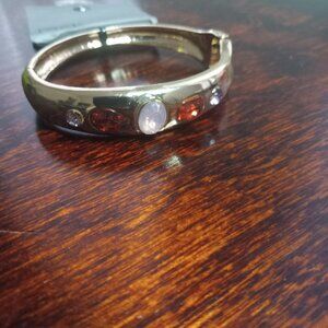 Elegant Women's Gold Accent Bracelet NWT